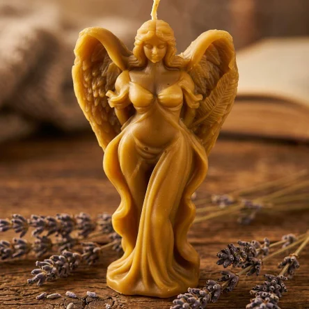 Свеча «Хранительница»